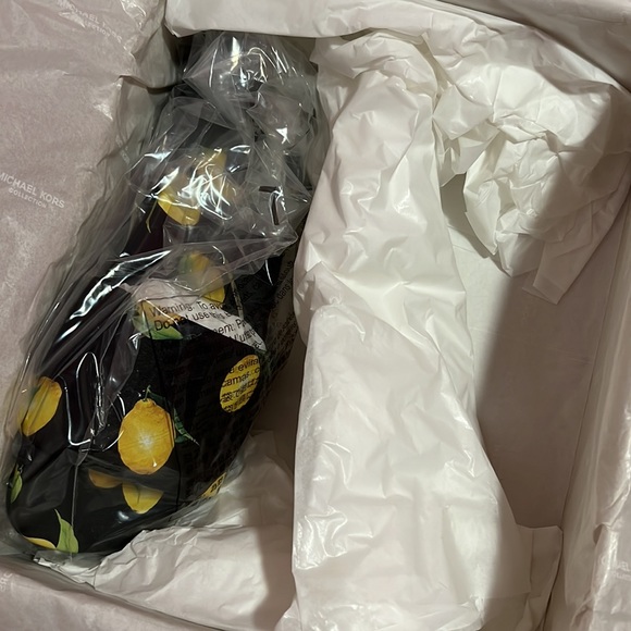 michael kors collection sandals NWT - Picture 3 of 3